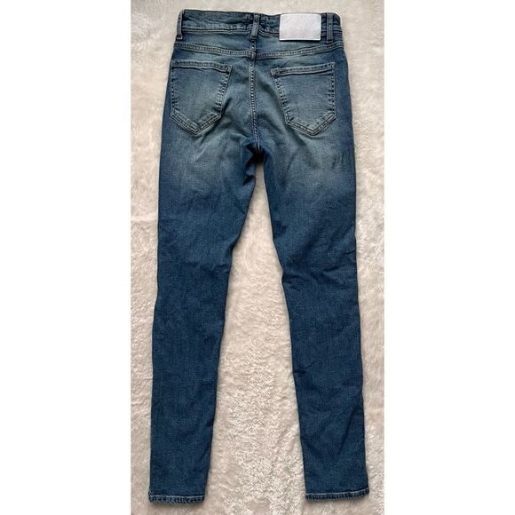 NWT boohooMAN SKINNY STRETCH BUSTED KNEE
DISTRESSED JEANS - Picture 14 of 15